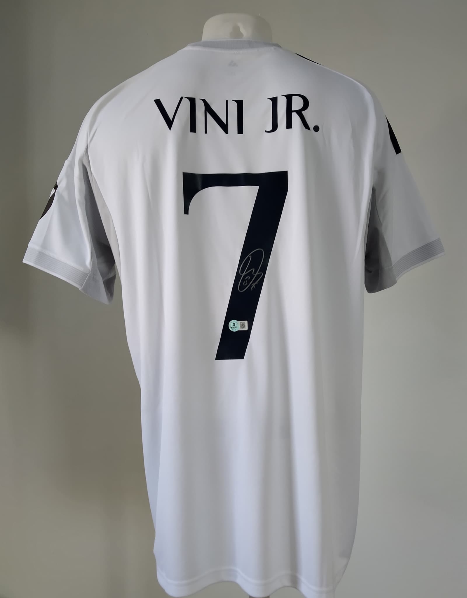 Vinicius Junior Signed Real Madrid Jersey - Beckett Certified (COA)