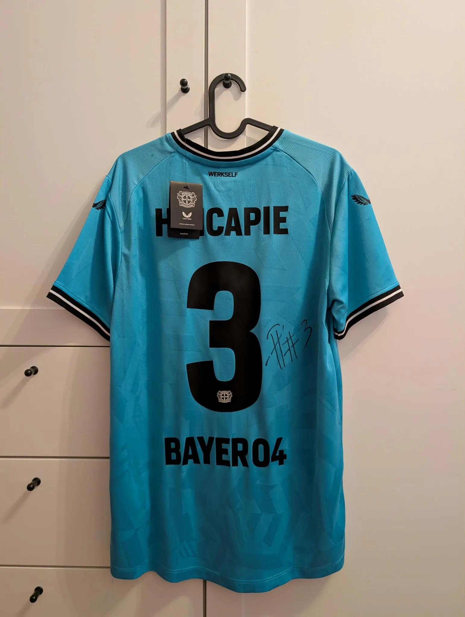 Bayer Leverkusen 2022/23 Authentic Goalkeeper Shirt - Hincapié #3 (BNWT & Signed)