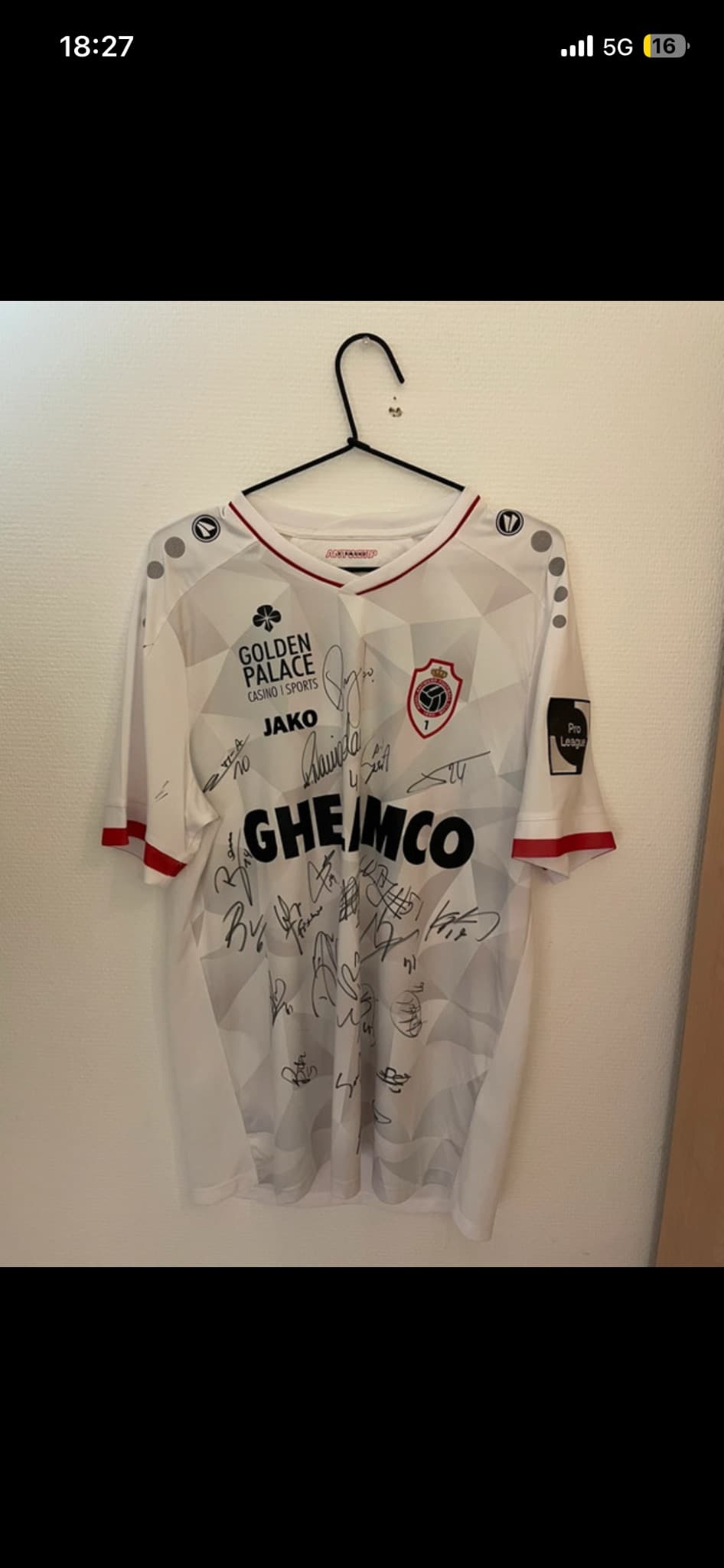 Royal Antwerp FC uittenue 2021-2022