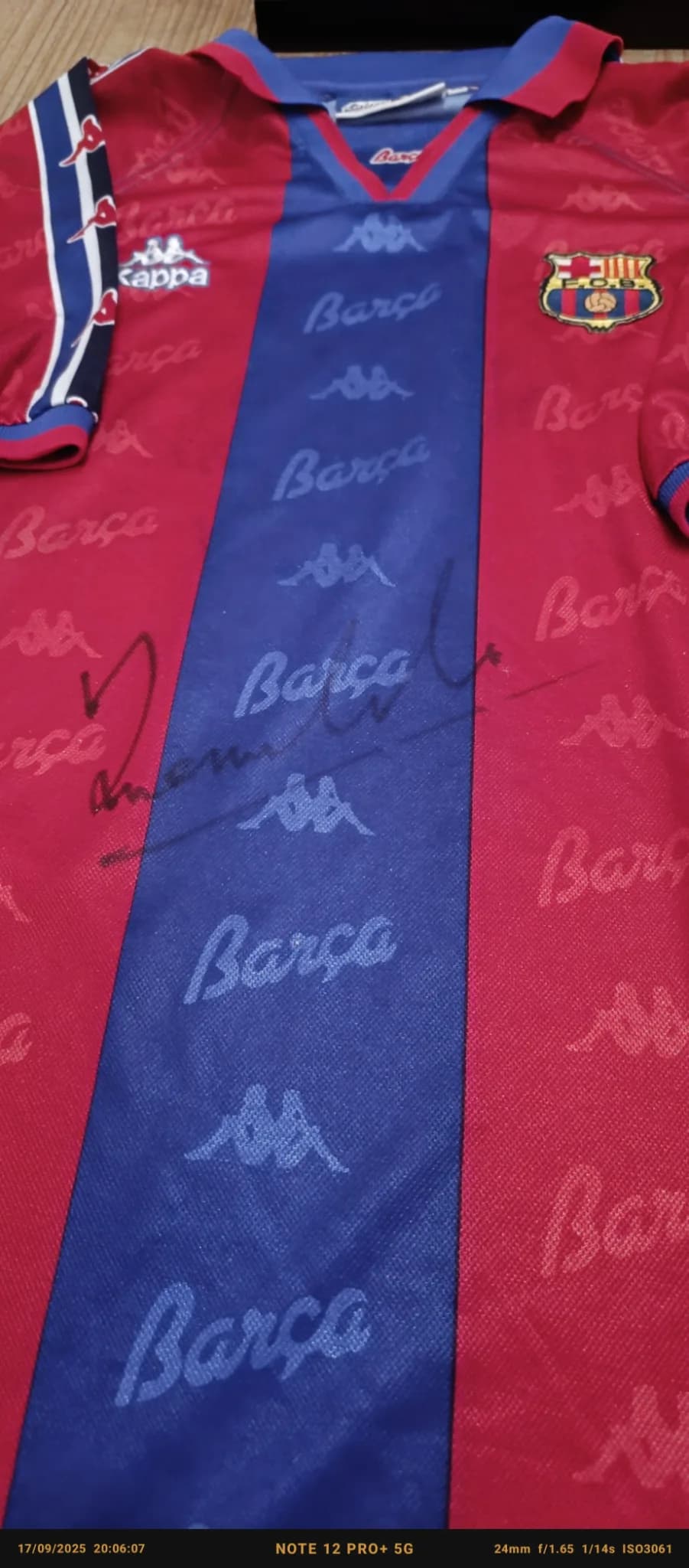 Camiseta Barcelona firmada