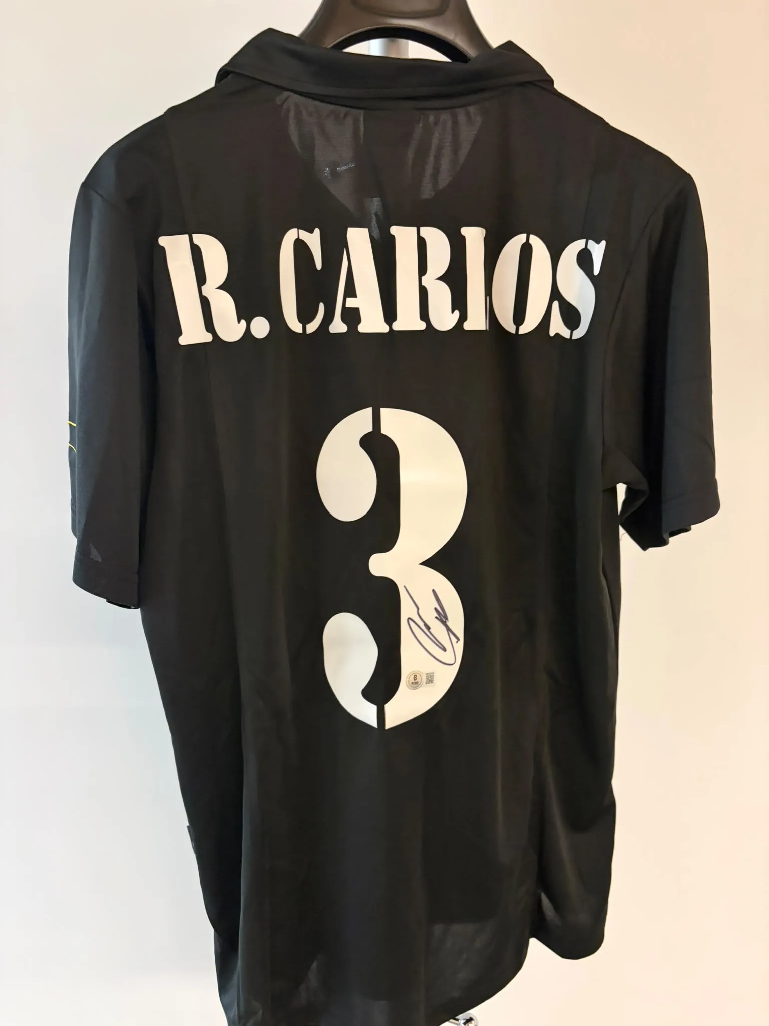 CAMISETA CENTENARIO REAL MADRID FIRMADA R.CARLOS