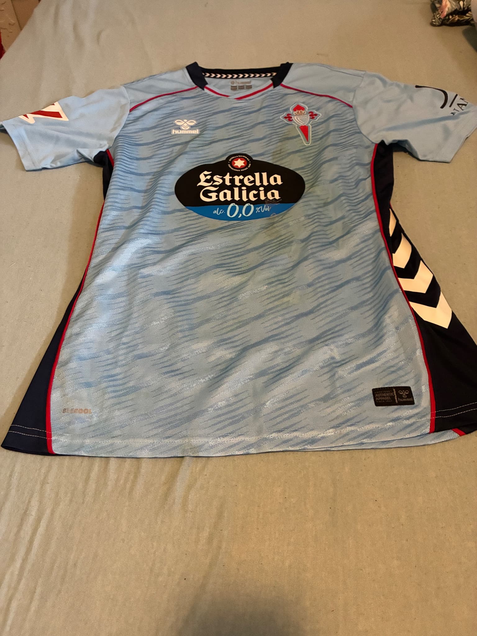 Sergio Carreira Matchworn with COA and signature