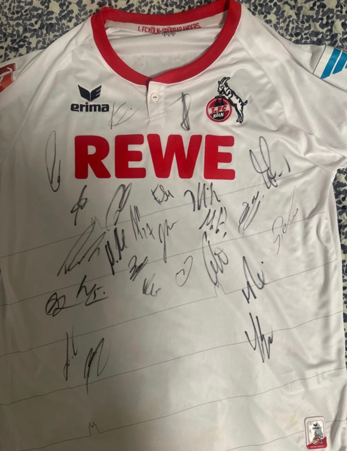 Original 1. FC Köln Trikot 16/17 signiert – Erima (Team-Unterschriften)